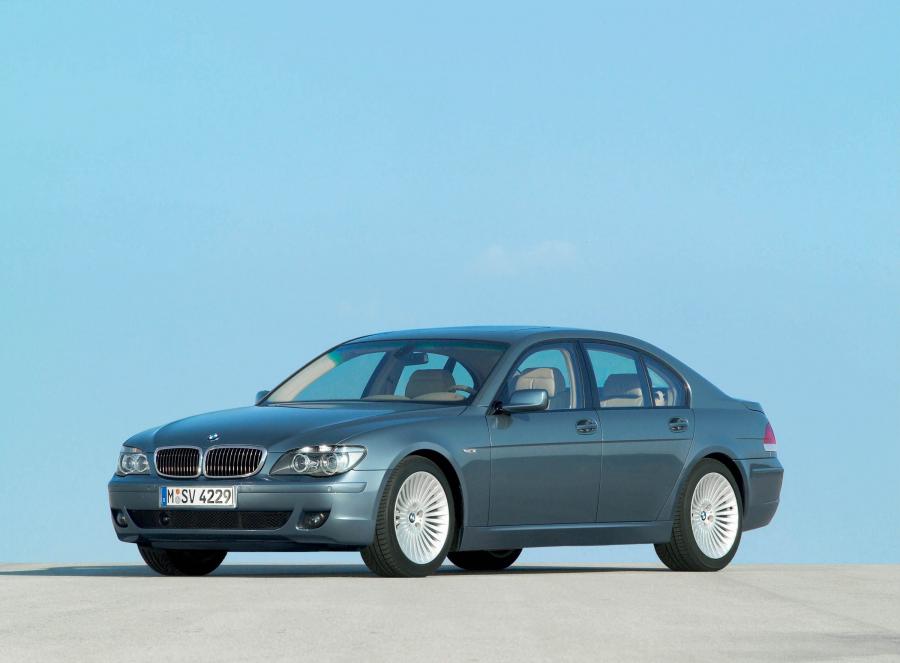  BMW 7-Series 2006 года  (фото 41 из 53)
